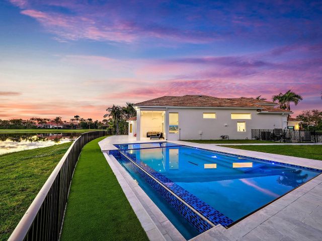 Продажа дома по адресу 10284 Sand Cay Lane - фото 6894040