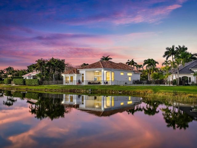 Продажа дома по адресу 10284 Sand Cay Lane - фото 6894041