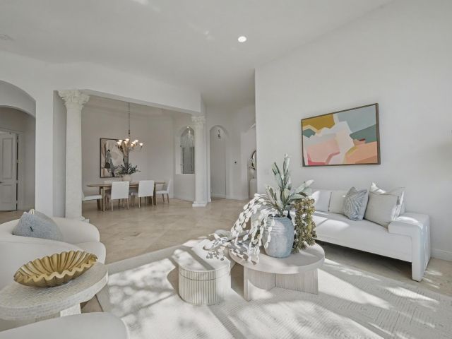 Продажа дома по адресу 16331 Castello Court - фото 6873203