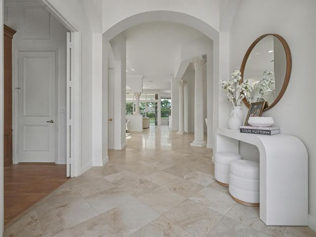 Продажа дома по адресу 16331 Castello Court - фото 6873207