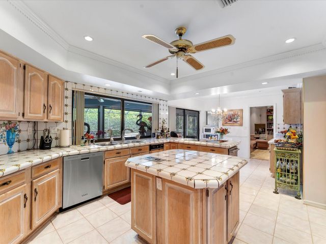 Продажа дома по адресу 3333 SW Sw 59th Street - фото 6876110