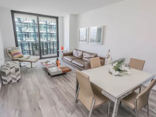 Продажа квартиры #3108 - фото 6874377