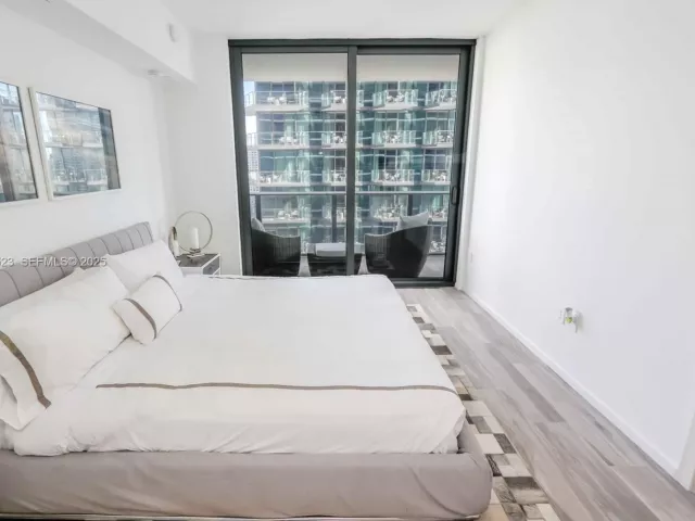 Продажа квартиры #3108 - фото 6874360