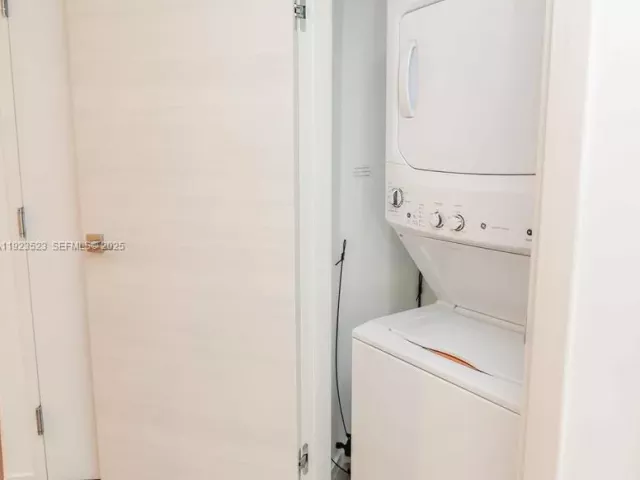 Продажа квартиры #3108 - фото 6874364