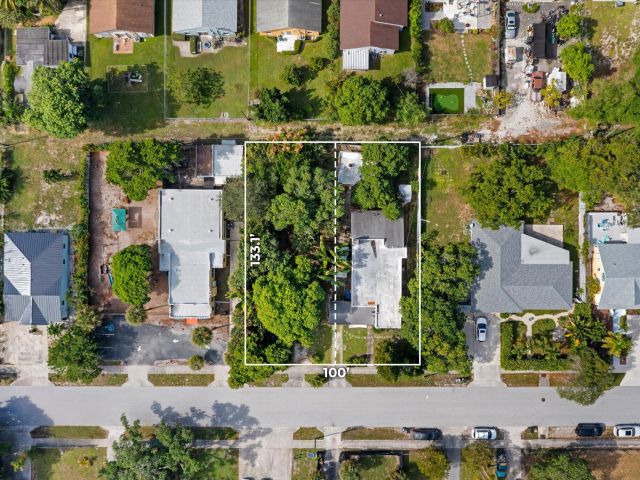 Продажа дома по адресу 212 SW 2nd Avenue - фото 6879616