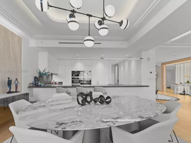 Продажа квартиры #6842 - фото 6887057