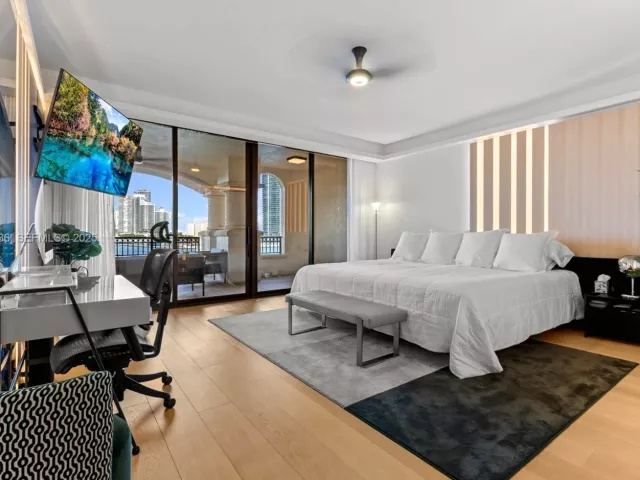 Продажа квартиры #6842 - фото 6887049