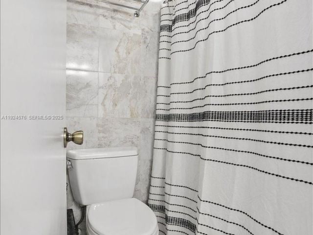 Продажа дома по адресу 5874 SW 97th Ter - фото 6871509