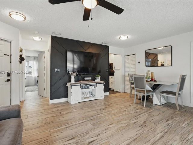 Продажа дома по адресу 5874 SW 97th Ter - фото 6871519