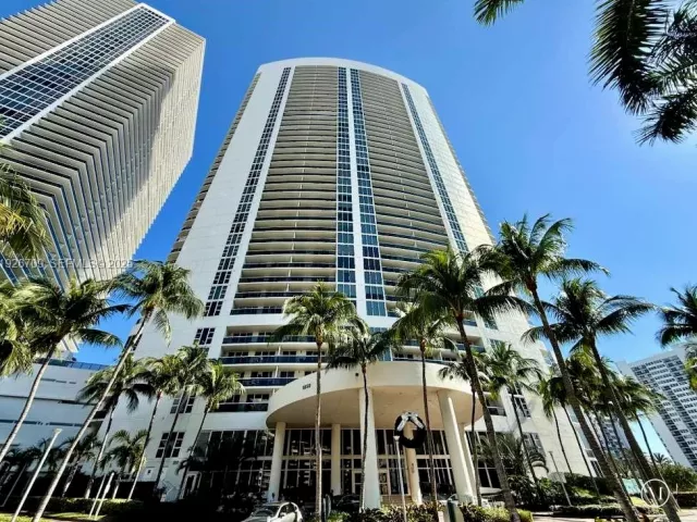 Квартира в аренду номер1405 - фото 6872119