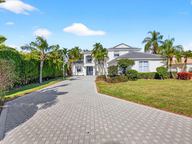 Дом в аренду по адресу 11119 Blue Coral Drive - фото 6894735