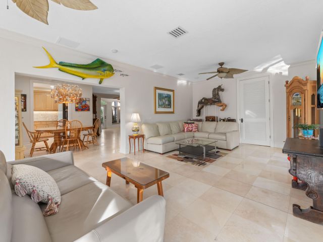 Продажа дома по адресу 746 W Palmetto Park Road - фото 6914709