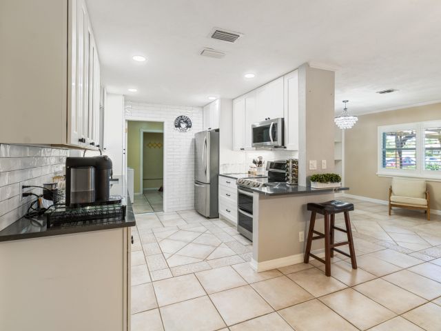 Дом в аренду по адресу 2258 Palmetto Road - фото 6894237