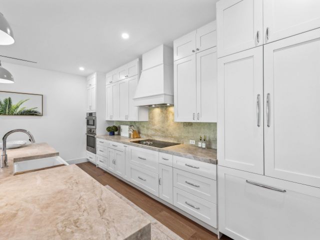 Продажа дома по адресу 330 Laurie Road - фото 6894126