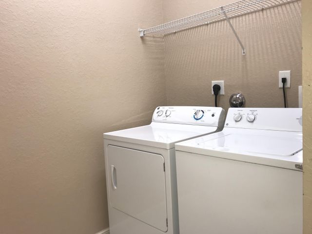 Дом в аренду по адресу 990 Millbrae Court 1 - фото 6894203