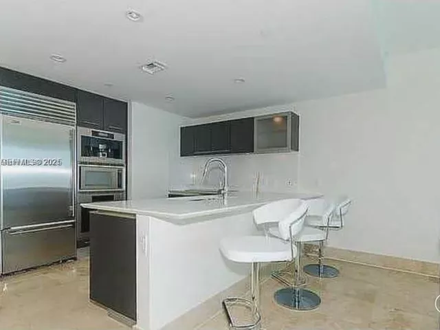 Квартира в аренду номер1006 - фото 6875300