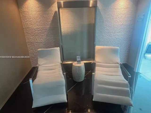 Квартира в аренду номер1006 - фото 6875289