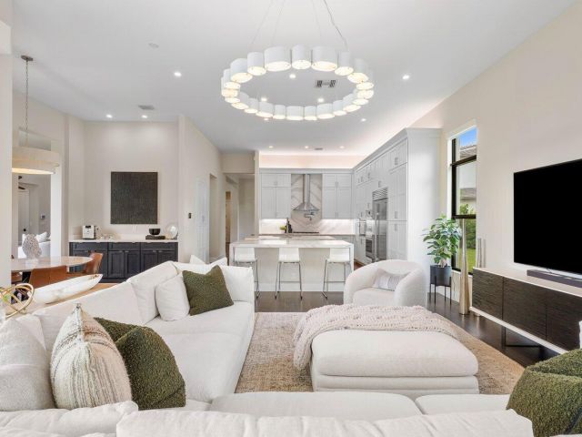 Продажа дома по адресу 17464 Ponte Chiasso Drive - фото 6895017