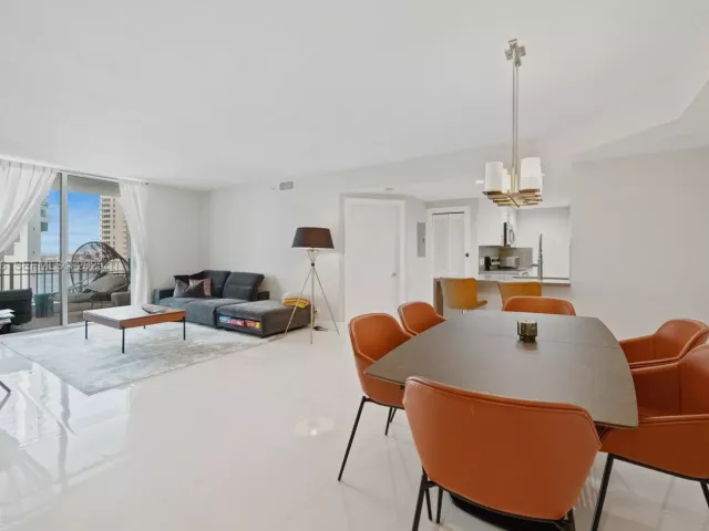 Продажа квартиры #1605 - фото 6874505