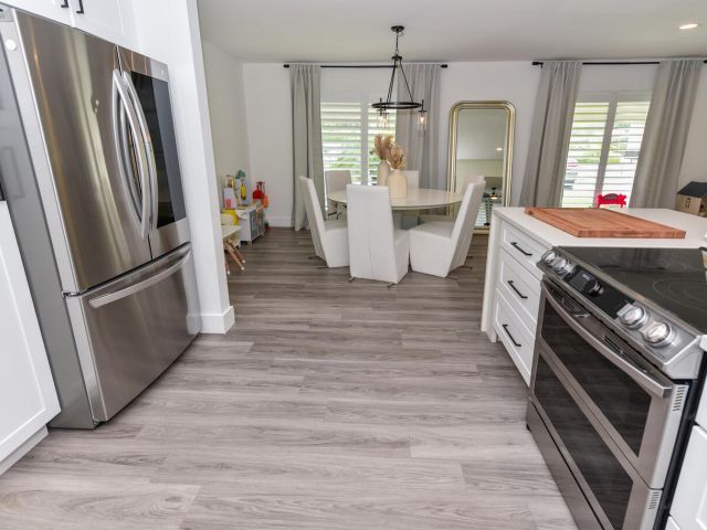 Дом в аренду по адресу 700 SW 4th Street - фото 6898716