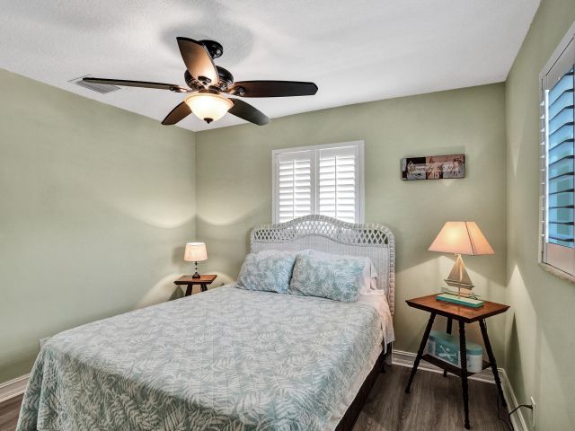 Дом в аренду по адресу 1433 NE 27th Street - фото 6893481