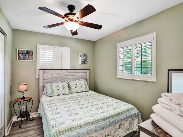 Дом в аренду по адресу 1433 NE 27th Street - фото 6893489