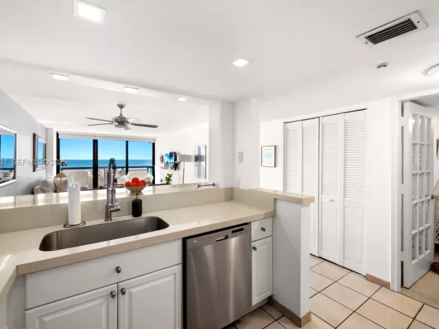 Продажа квартиры #805 - фото 6872806