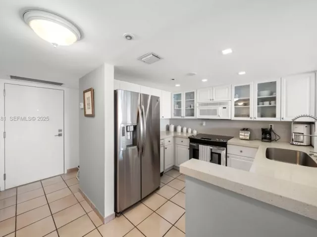 Продажа квартиры #805 - фото 6872807