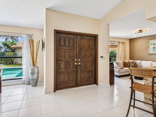 Продажа дома по адресу 21033 Cottonwood Drive - фото 6895034