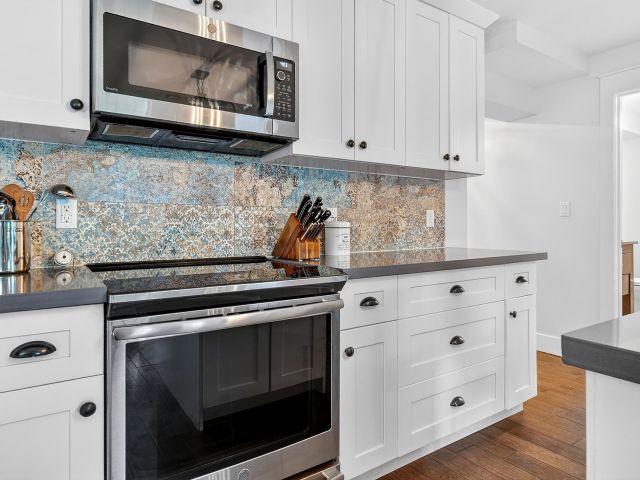 Продажа дома по адресу 354 Marlborough Place - фото 6903496