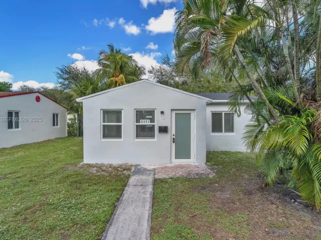 Продажа дома по адресу 2431 Coolidge St - фото 6891637