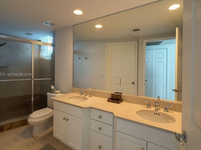 Продажа квартиры #511 - фото 7435123