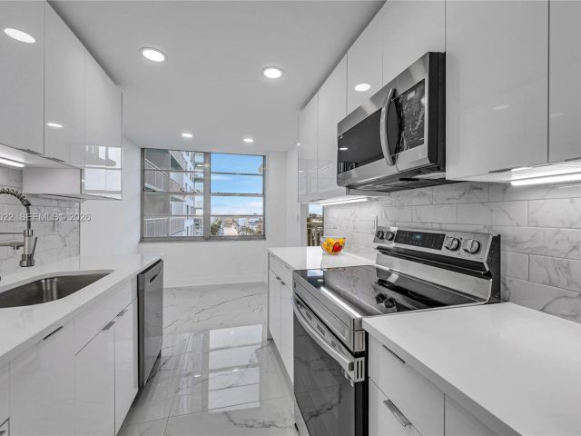 Продажа квартиры #820 - фото 6927367