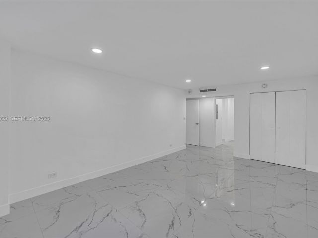 Продажа квартиры #820 - фото 6927370