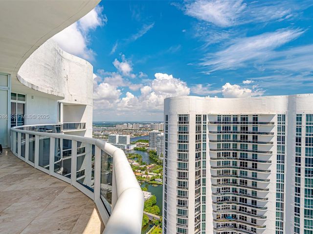 Продажа квартиры #4302 - фото 7497378