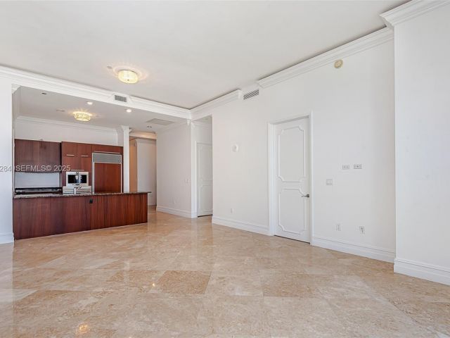 Продажа квартиры #4302 - фото 7497384