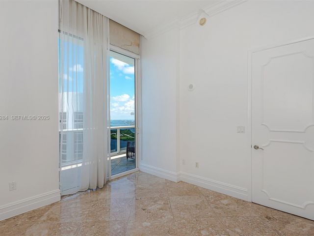 Продажа квартиры #4302 - фото 7497387