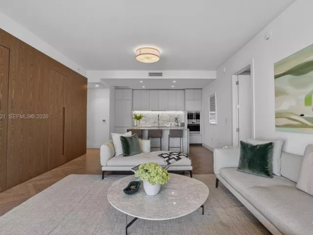 Продажа квартиры #605 - фото 6956063