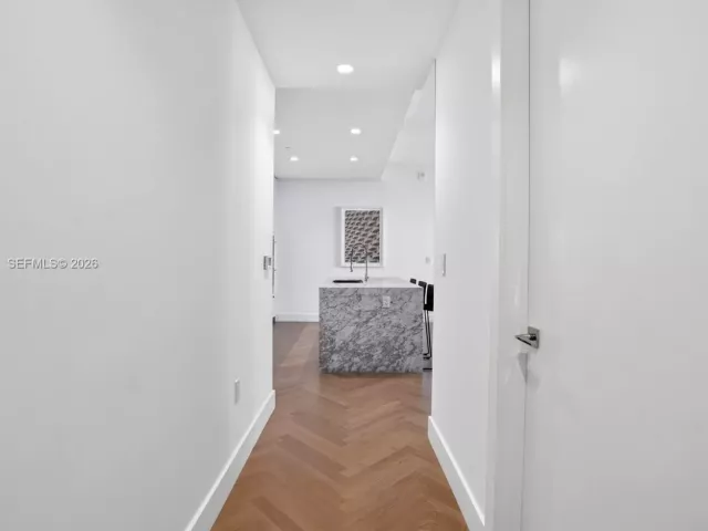 Продажа квартиры #605 - фото 6956057