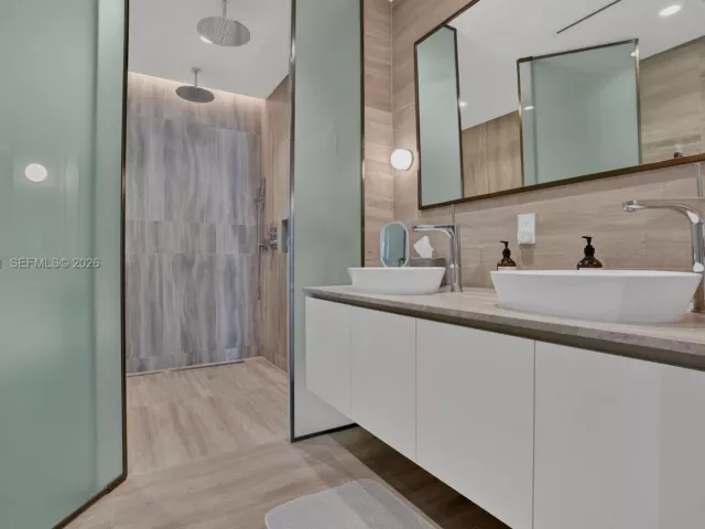 Продажа квартиры #605 - фото 6956042