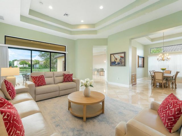 Продажа дома по адресу 16631 Chesapeake Bay Court - фото 6875640