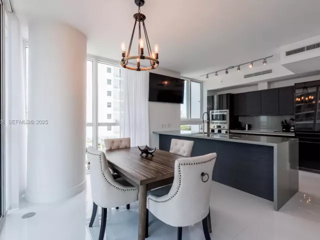 Продажа квартиры #1509 - фото 6874390