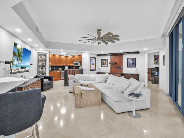 Продажа квартиры #405 - фото 6875347