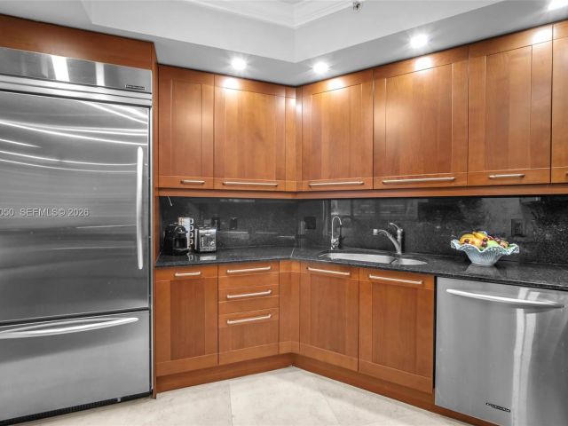 Продажа квартиры #405 - фото 6875352