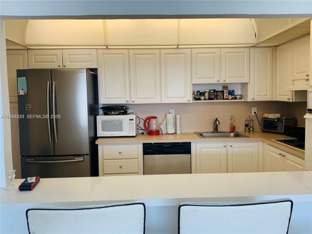 Продажа квартиры #1423 - фото 7436571