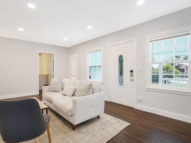 Дом в аренду по адресу 413 36th Street - фото 6894102