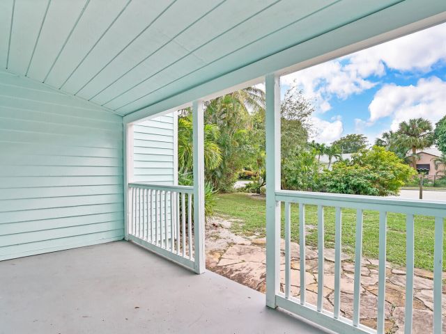 Дом в аренду по адресу 413 36th Street - фото 6894104