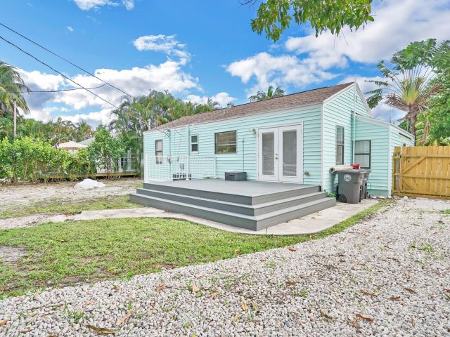 Дом в аренду по адресу 413 36th Street - фото 6894111