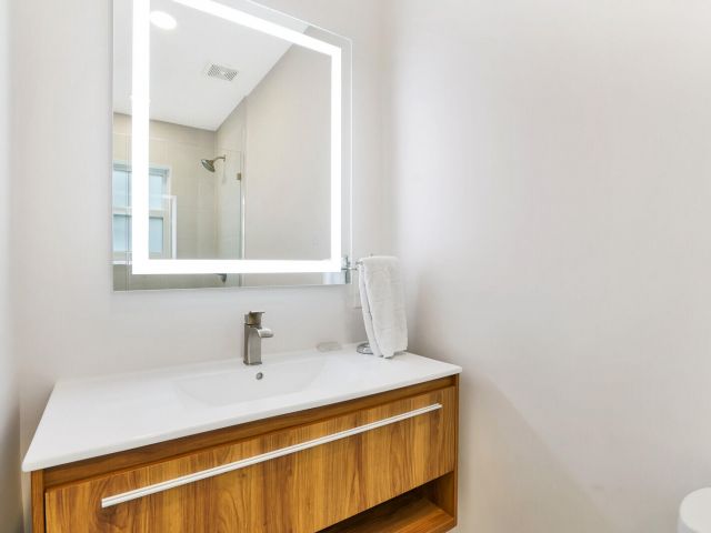 Дом в аренду по адресу 413 36th Street - фото 6894114