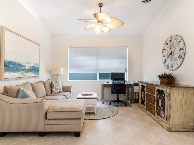 Продажа дома по адресу 9319 Sapphire Cove Drive - фото 6906707